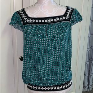 Green/black pattern blouse lightweight stretch